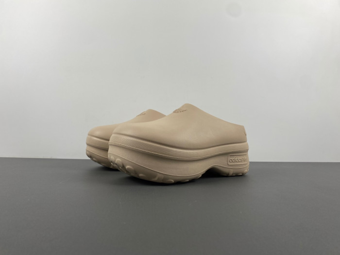 adifom stan mule ie7052